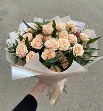 Букет Кремовые розы Латте в Кардымово