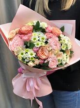 Букет нежные объятья в Кардымово Букет цветов из: Гвоздики, Розы и Хризантемы в Кардымово