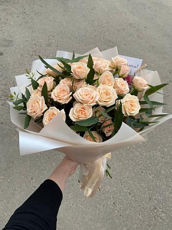 Букет Кремовые розы Латте в Кардымово