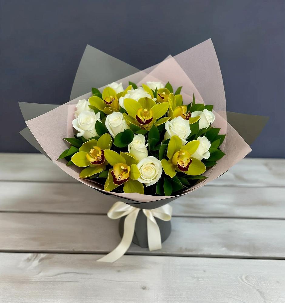 Букет цветов из: Орхидеи и Розы в Кардымово