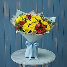 Букет цветов из:  Альстромерии и Хризантемы в Кардымово