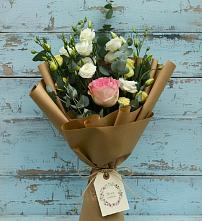 Букет цветов из:  Розы и Лизиантусы #REPLACE_PRED# Кардымово
