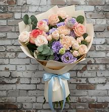Букет цветов из:  Розы, Лизиантусы и Гвоздики #REPLACE_PRED# Кардымово