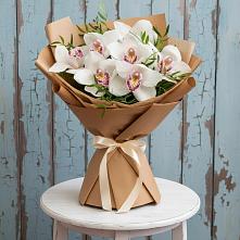 Букет цветов из:  Орхидеи и Розы #REPLACE_PRED# Кардымово